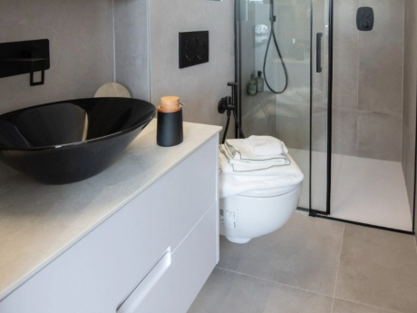 o_1hm9spt8p1j3o1qvq1fln1lff1bhh2o thumbnail