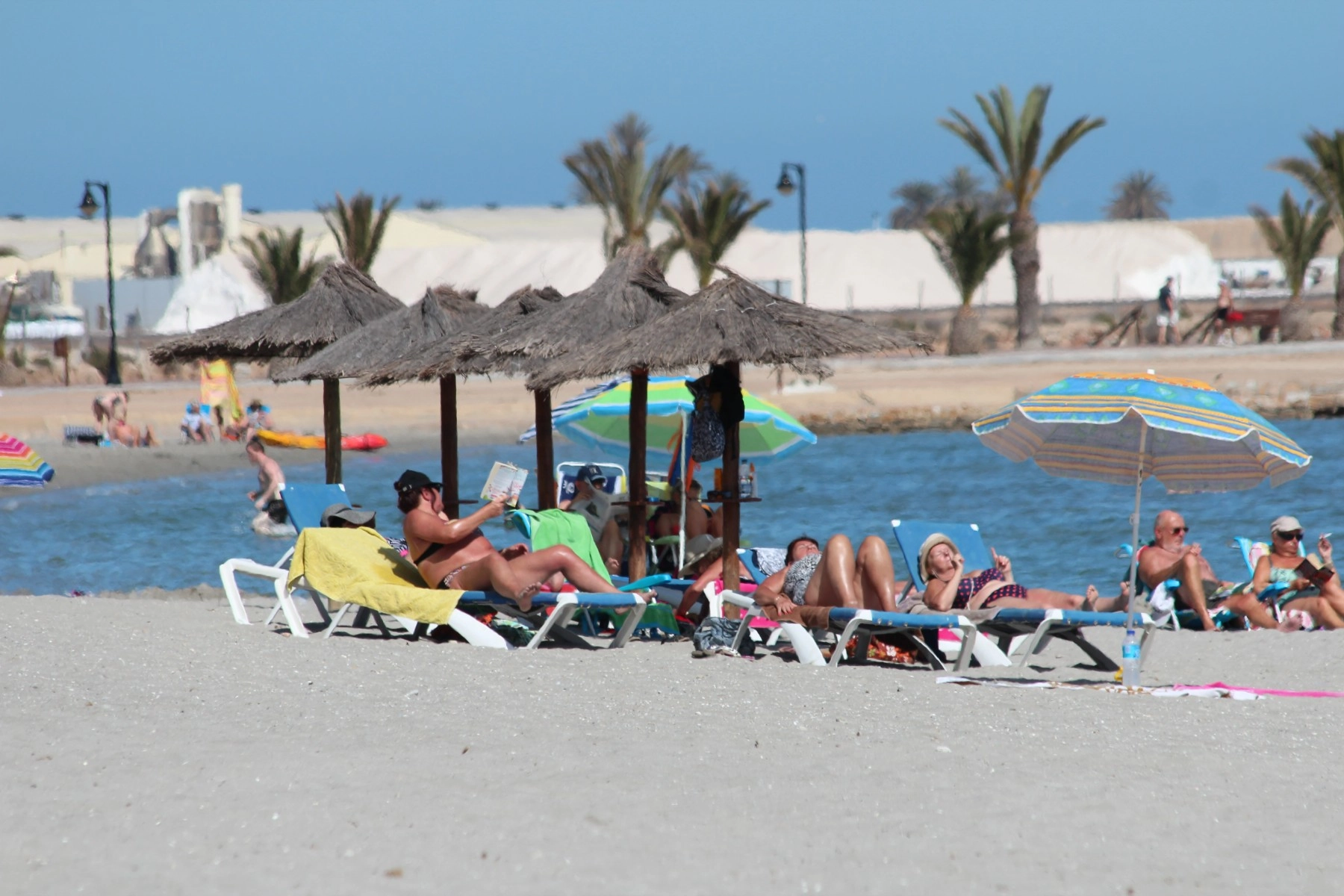 d65c7a638bfed865c7a638bff15 photo