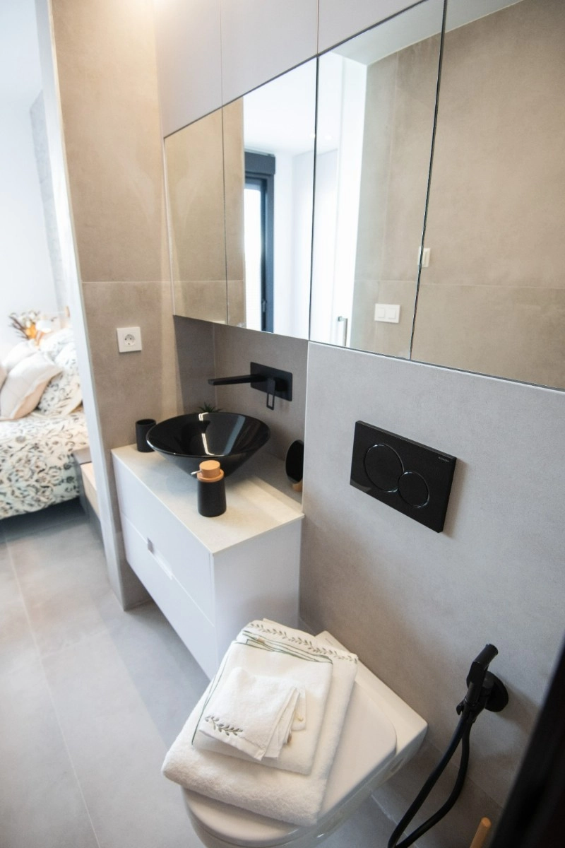 d65c7a64bcb7af65c7a64bcb7ea photo