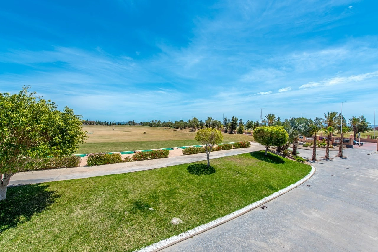 d6668112b624c06668112b624fd photo