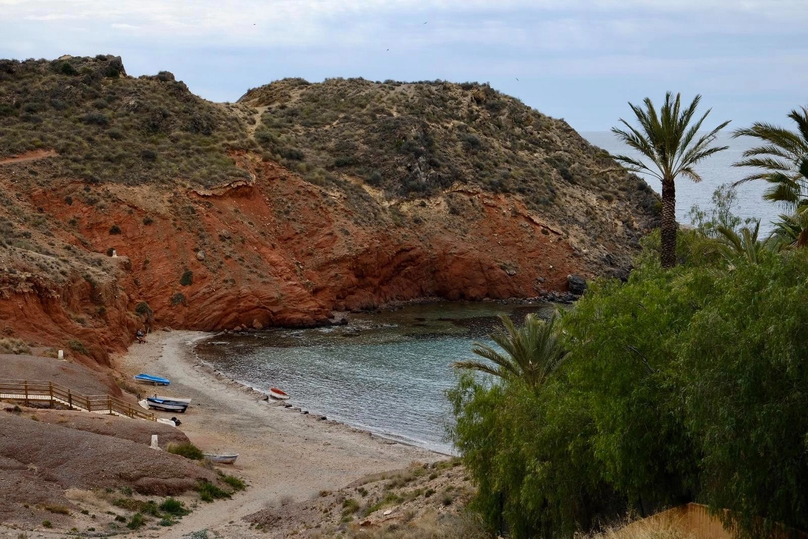 o_1j18kgiea1ldfpgnbtlad56vm2t photo