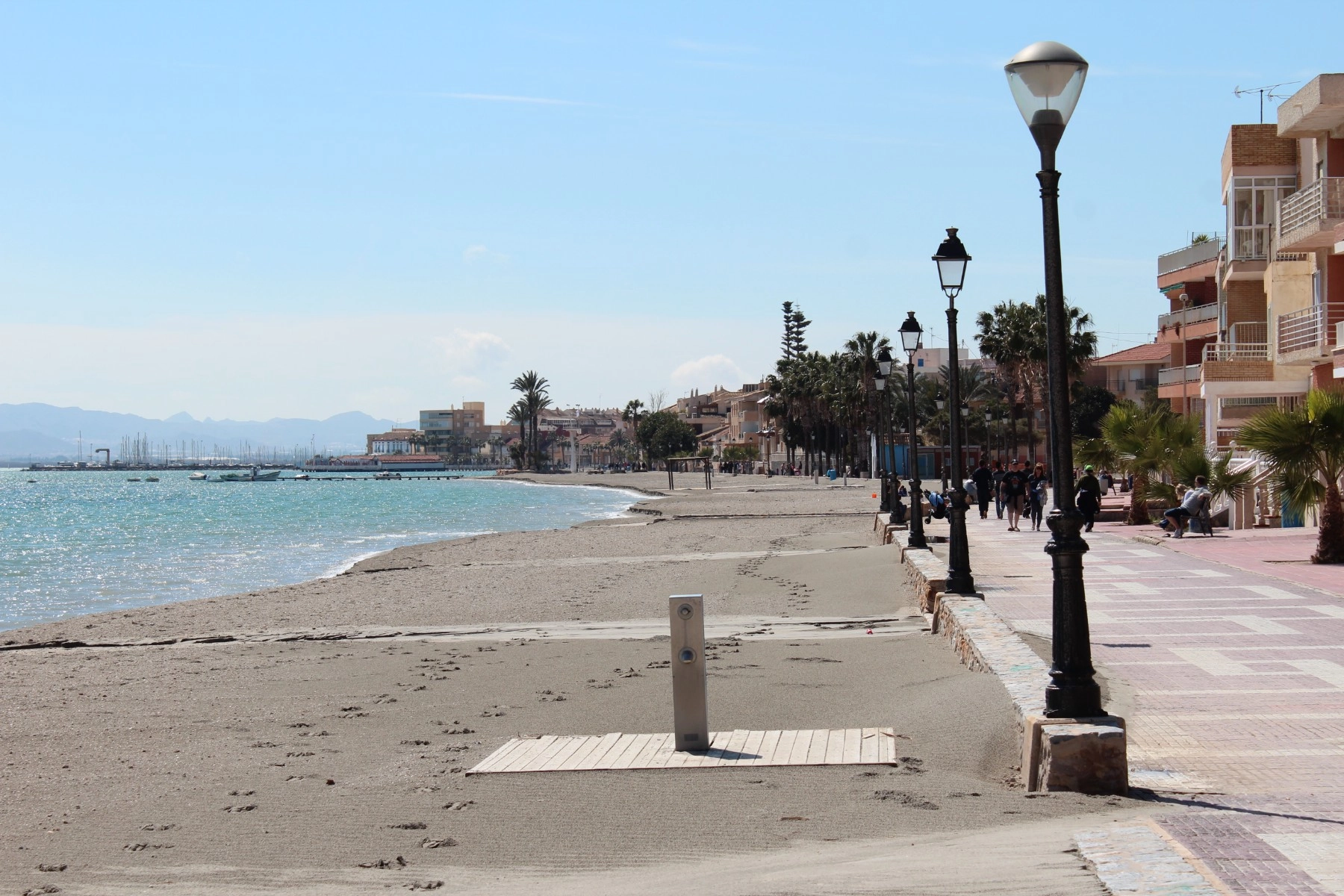 d689c6815e1fee689c6815e2046 photo