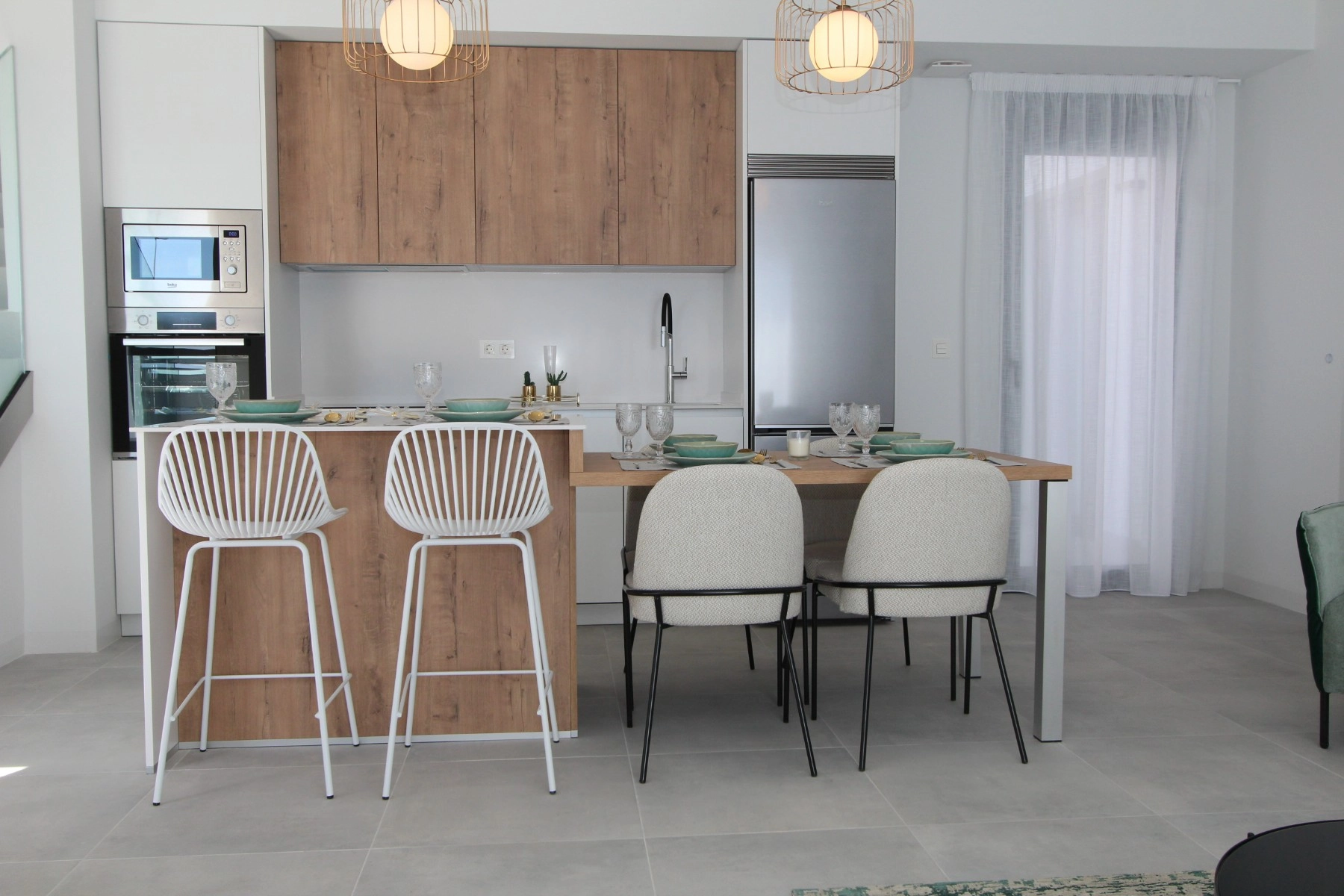 d68a5d8a1dd99068a5d8a1dd9dc photo