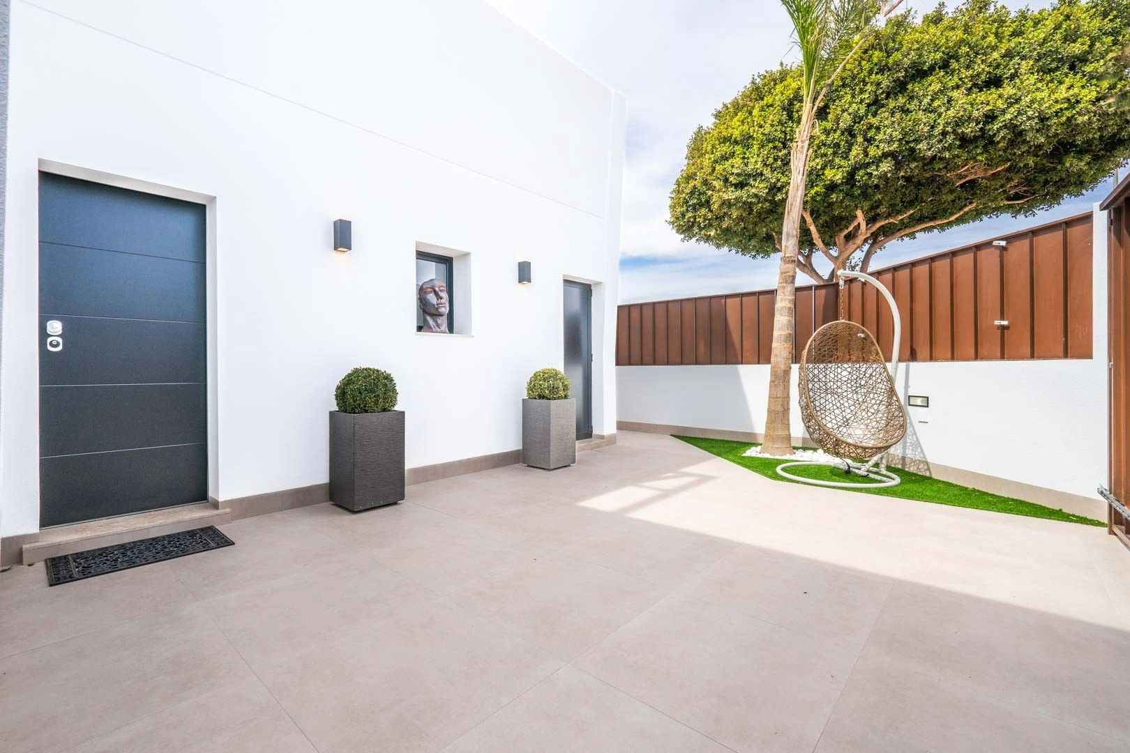 d68a6fbbb24dc768a6fbbb24e23 photo