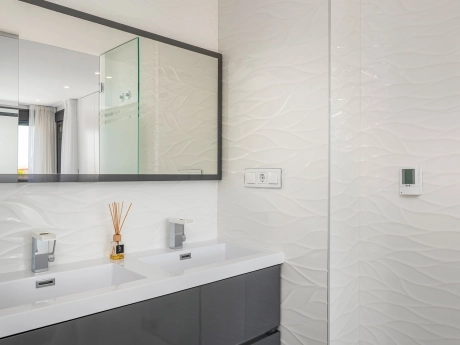 d68a852f87652368a852f876581 thumbnail