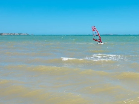 d68b02b0f0520b68b02b0f05247 thumbnail