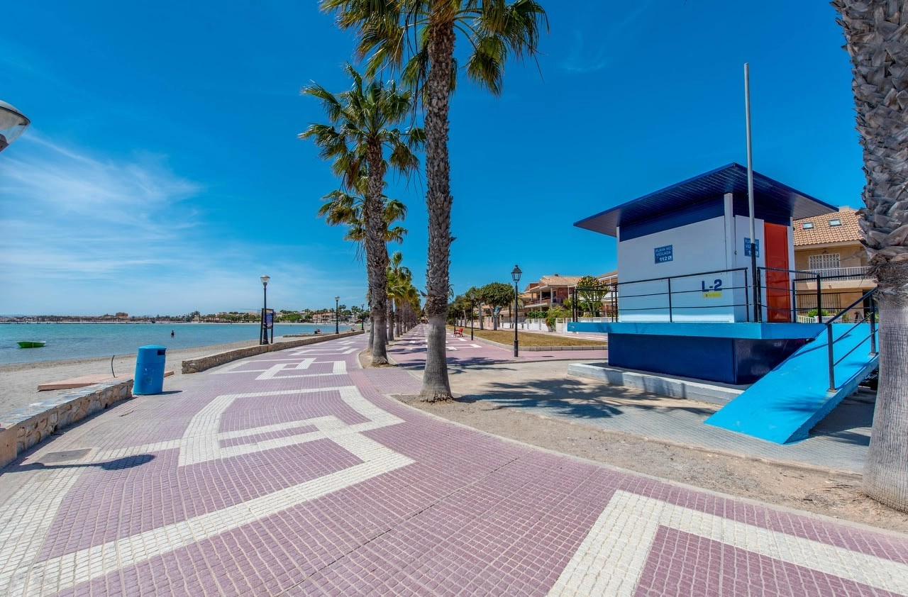 d68b02b11ef39f68b02b11ef3fa photo