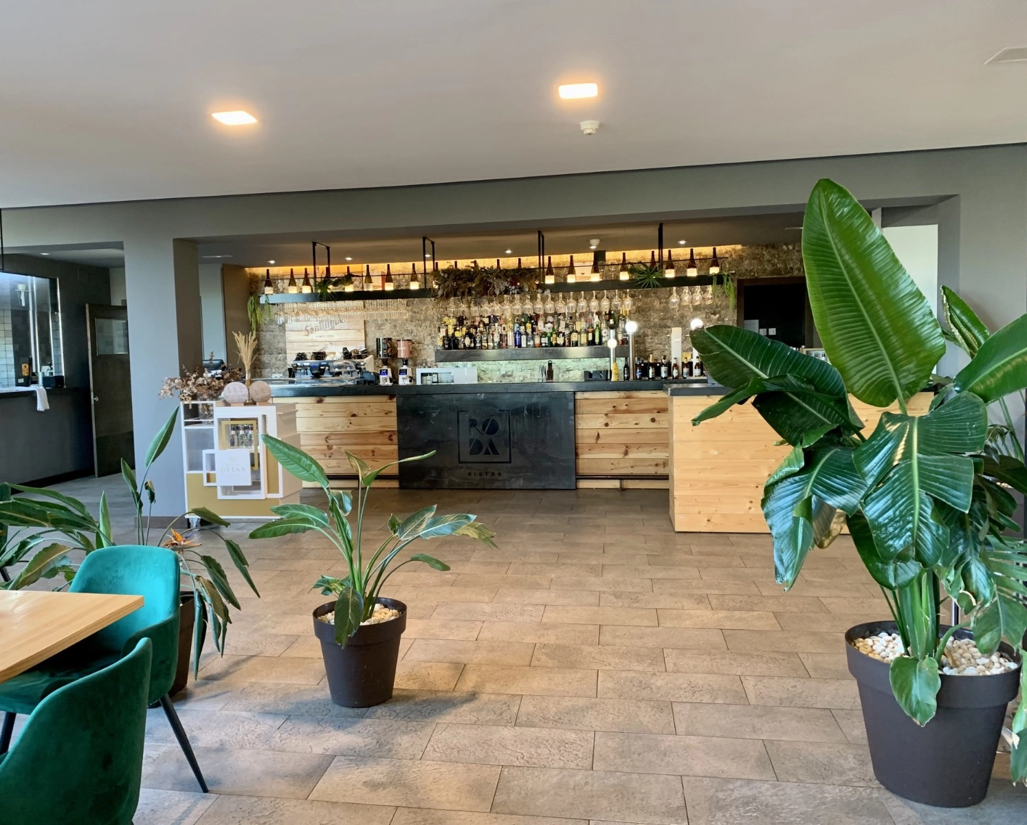 d68b6a471bb7f468b6a471bb831 photo