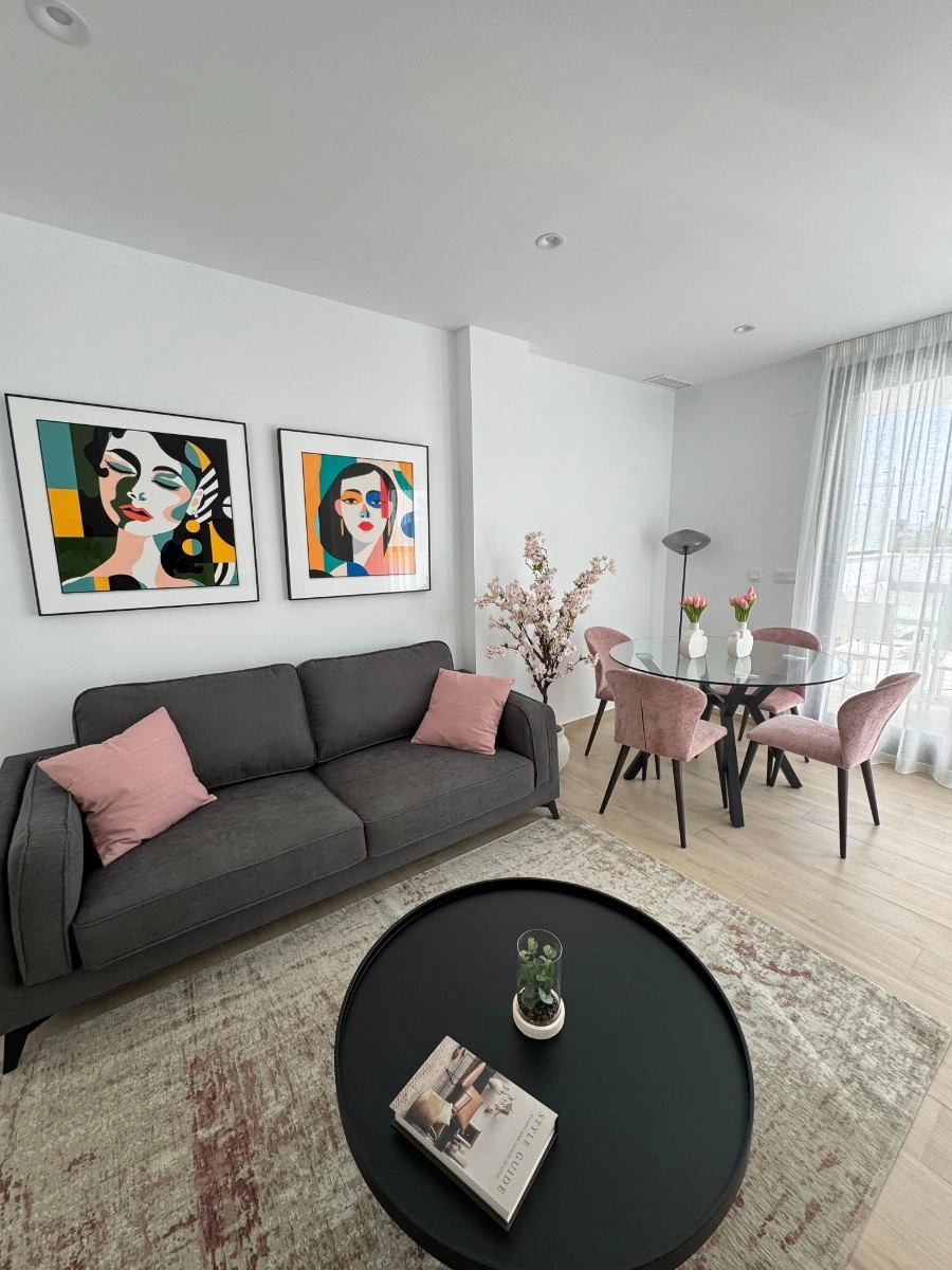 o_1j56n85juna9116gorq14c217o2o photo