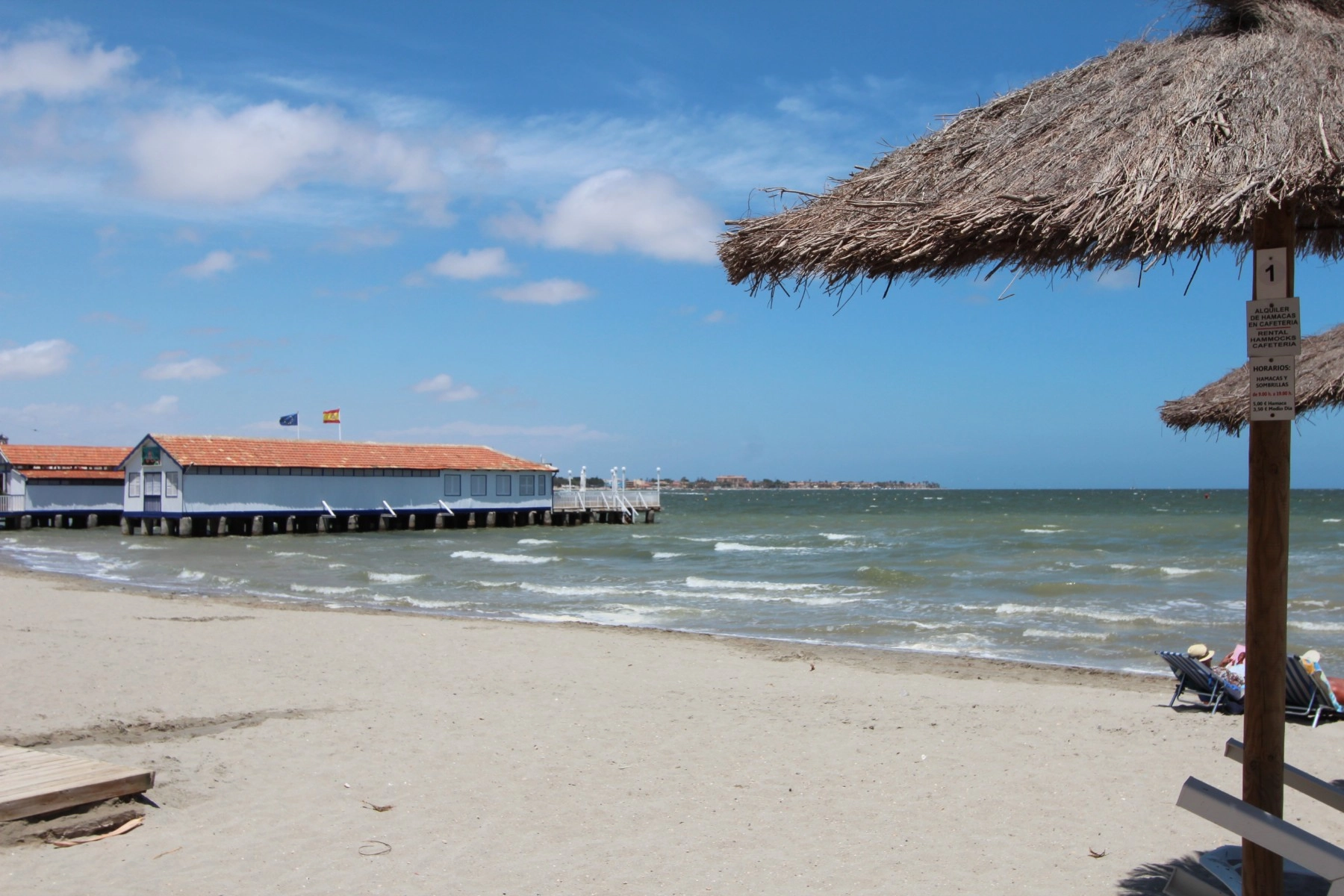 o_1j6sc7h0sfem16defjjnqcipt54 photo