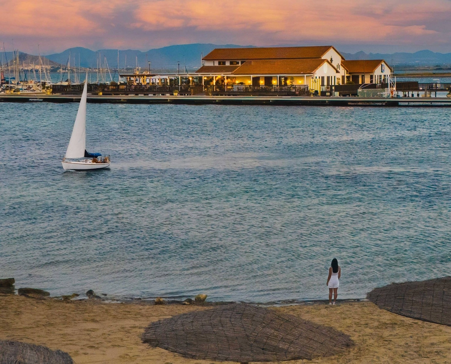 d68e3b0234065068e3b023406a2 photo