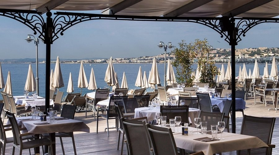 d6900c83aab4a46900c83aab4e8 photo