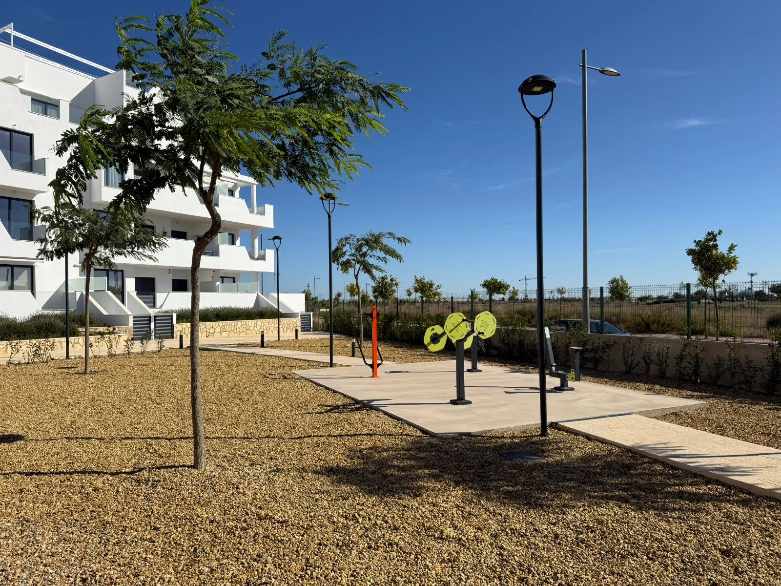 o_1j9q9ht551tq5olk8q4m2hv7330 photo