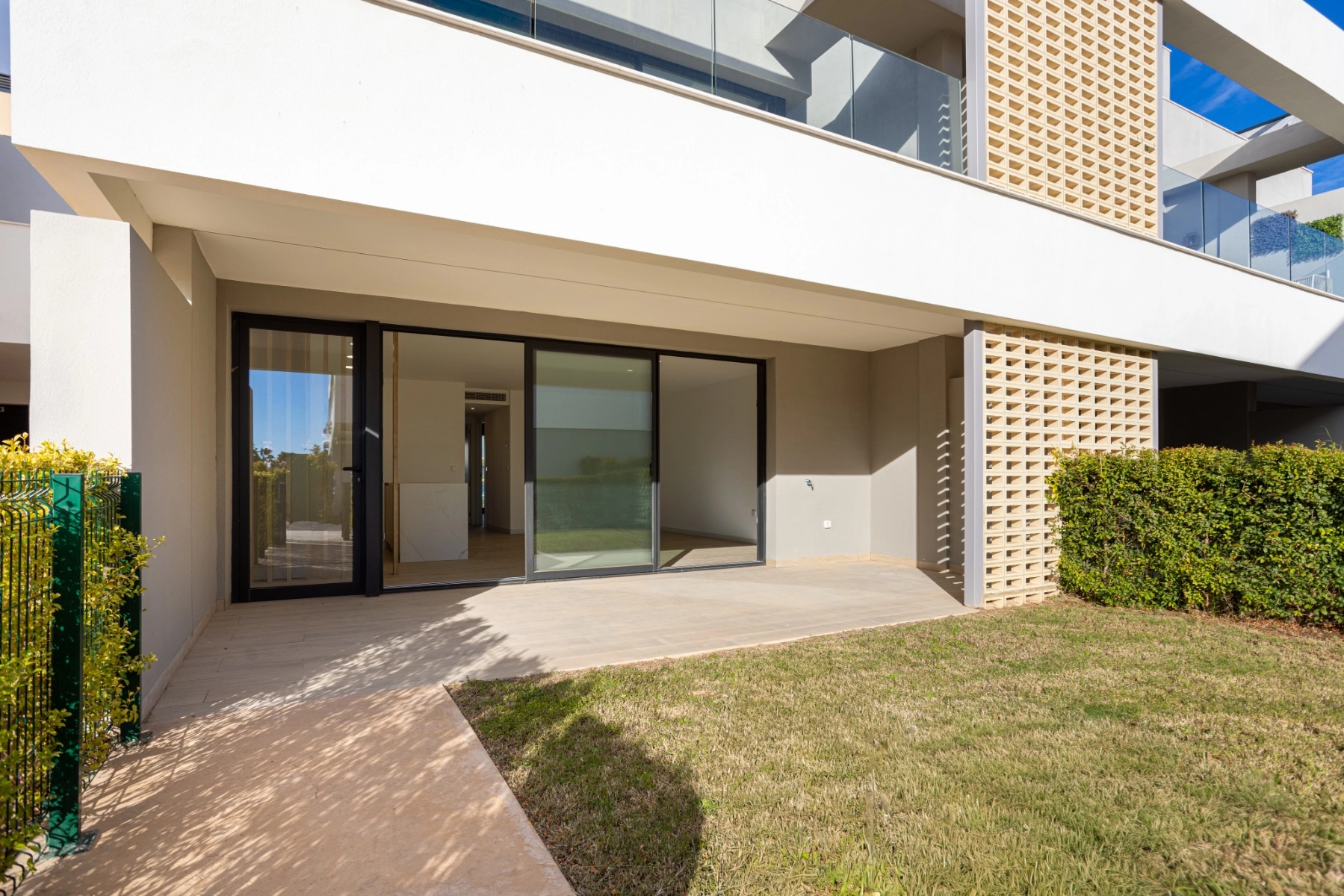 o_1jbvppnf318nn1545rqhnrfrnr2p photo