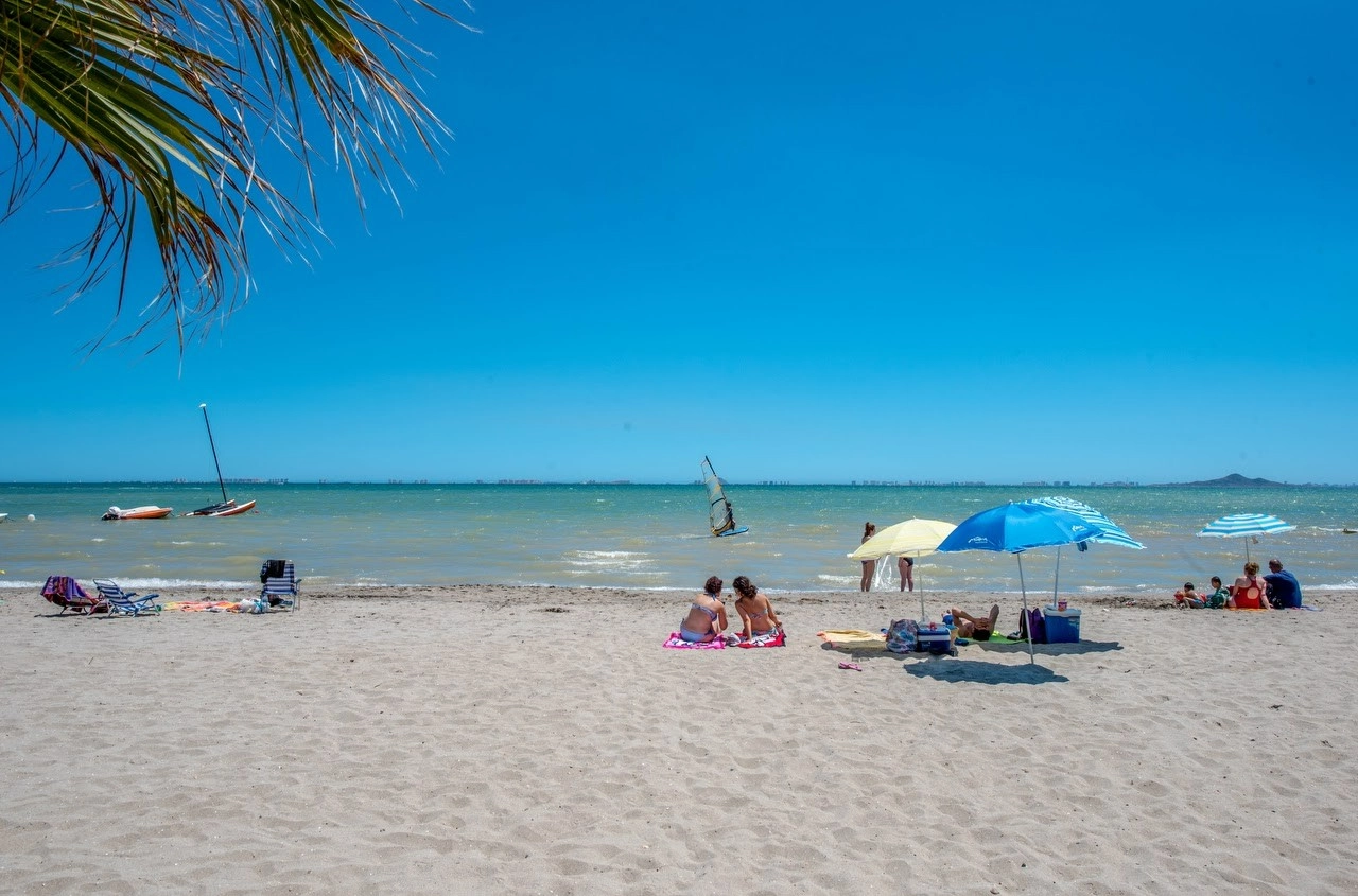 d69638d3fc7d0269638d3fc7d48 photo