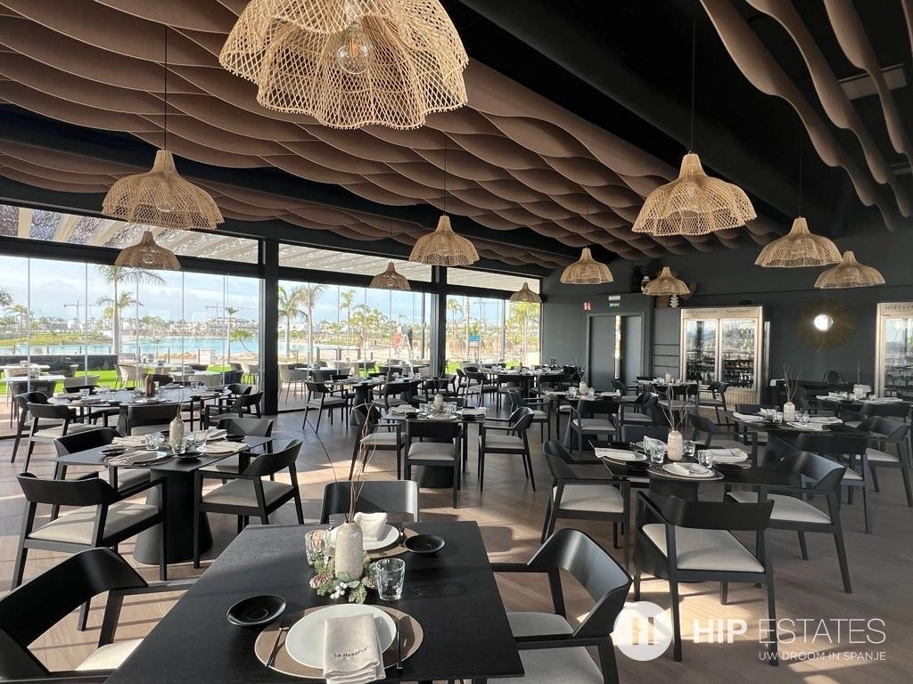 d696f45a143620696f45a143683 photo