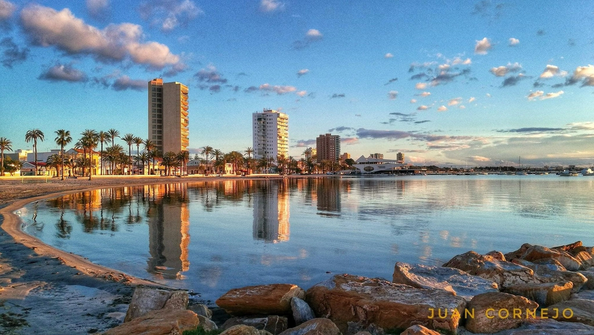 d6978807d274d46978807d27517 photo