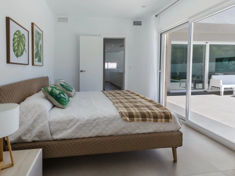 d6978807fa94e26978807fa953e thumbnail