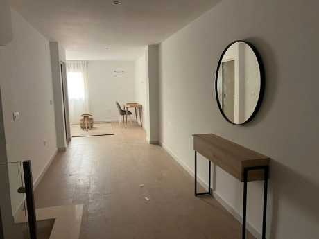 o_1jiabib1pu691rsalc811as1vj232 thumbnail