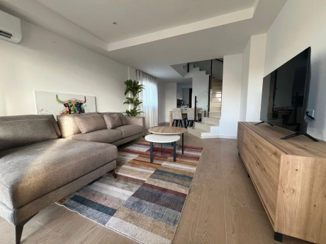 o_1jiabop1j97s1f7218bs1hf2pj28m thumbnail