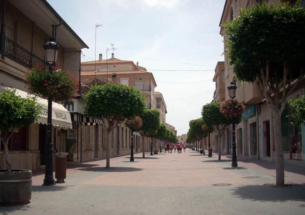 o_1jjef86cep6rnvj13i31b051n5n1j photo