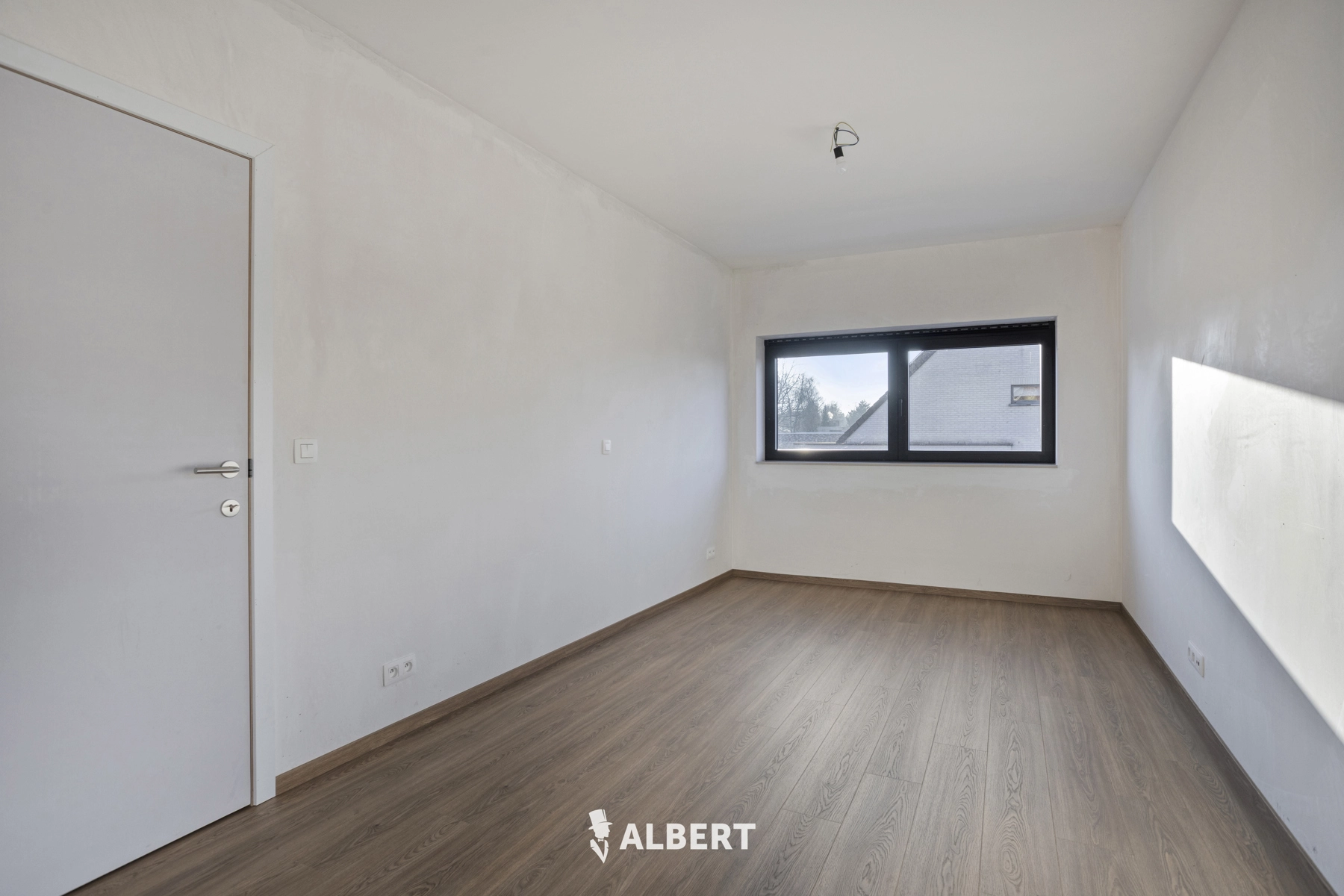 97336656ac0f4688bad0c60d37d670d5 photo