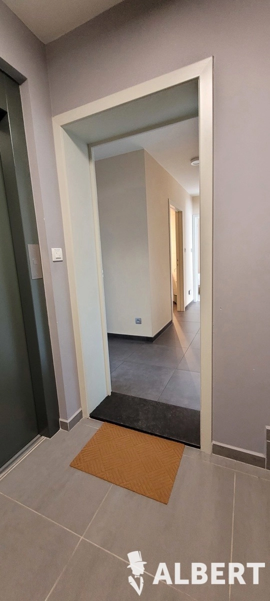 64c8a0d729ad442ebccea5d3513a85f8 photo