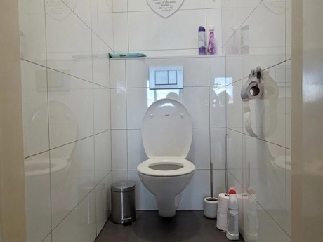 70e5859b062c454fbf4e672ab6d248df thumbnail