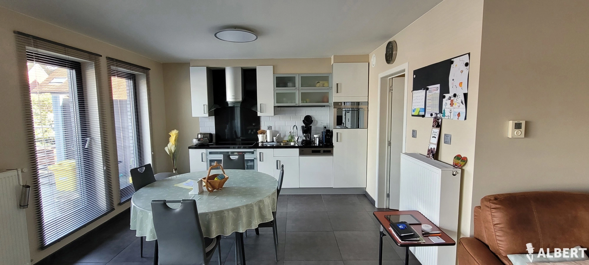 77d60eb654034100b3b733e213cd3a9a photo