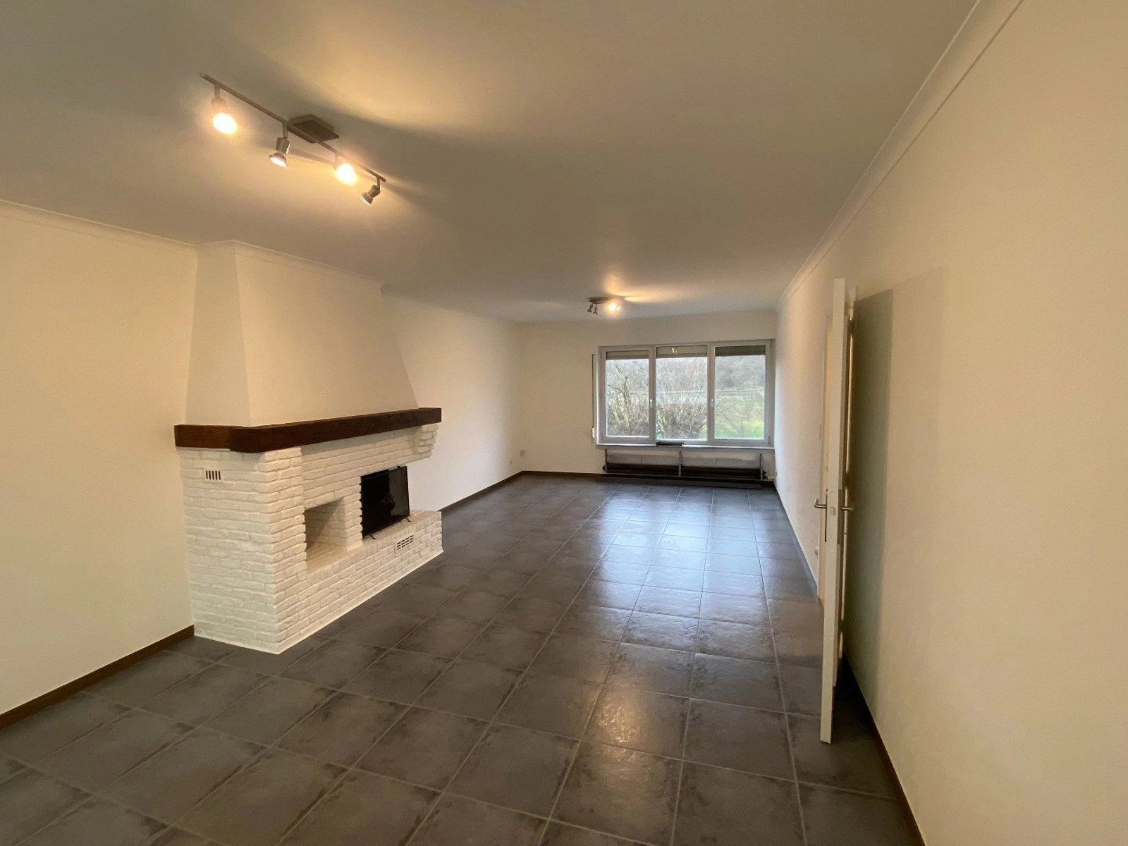 094ed2bd74a8466c9b1f02009fccc866 photo