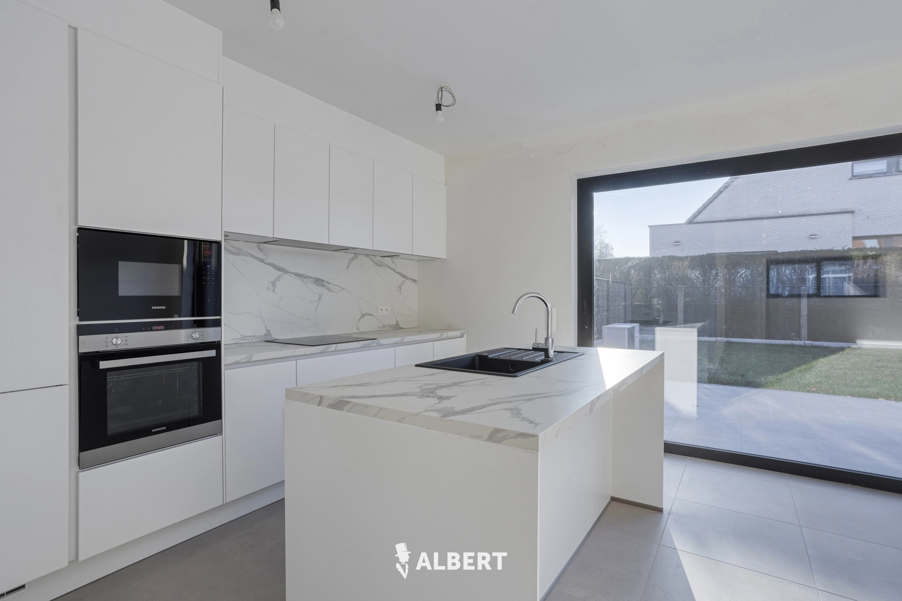 0405edaa09e942cc9d8fc44a8d0fa5c2 photo