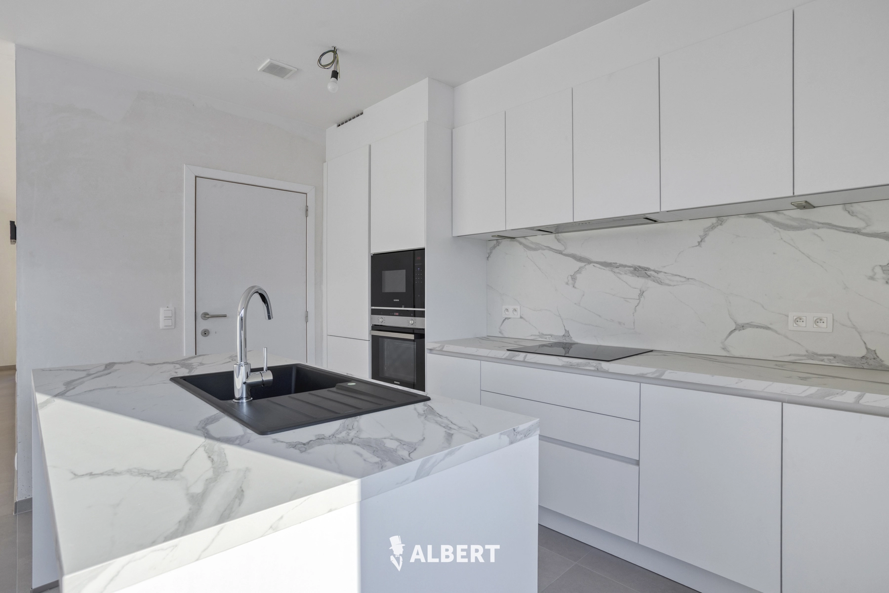 26095ef9aece4d8cb4a6716f2fe395a8 photo