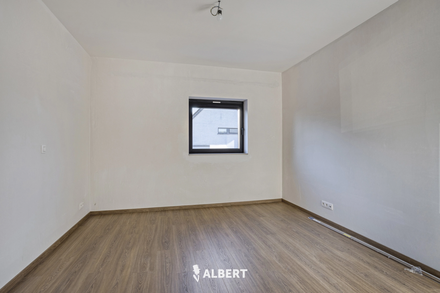 800081306cce416d9f6b7e3f1279c598 photo