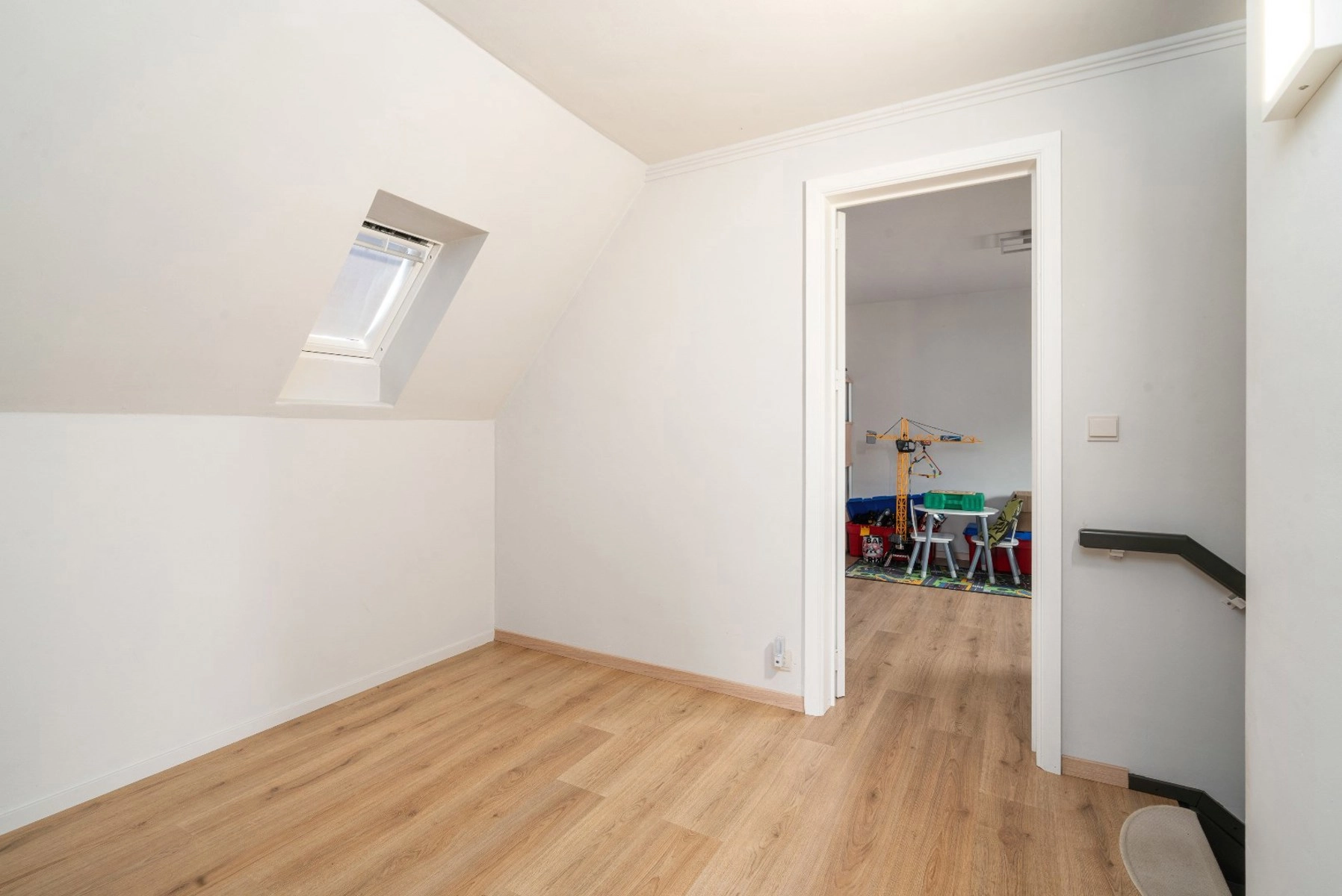 25fc9ea7ab244312be5488e2302d5587 photo