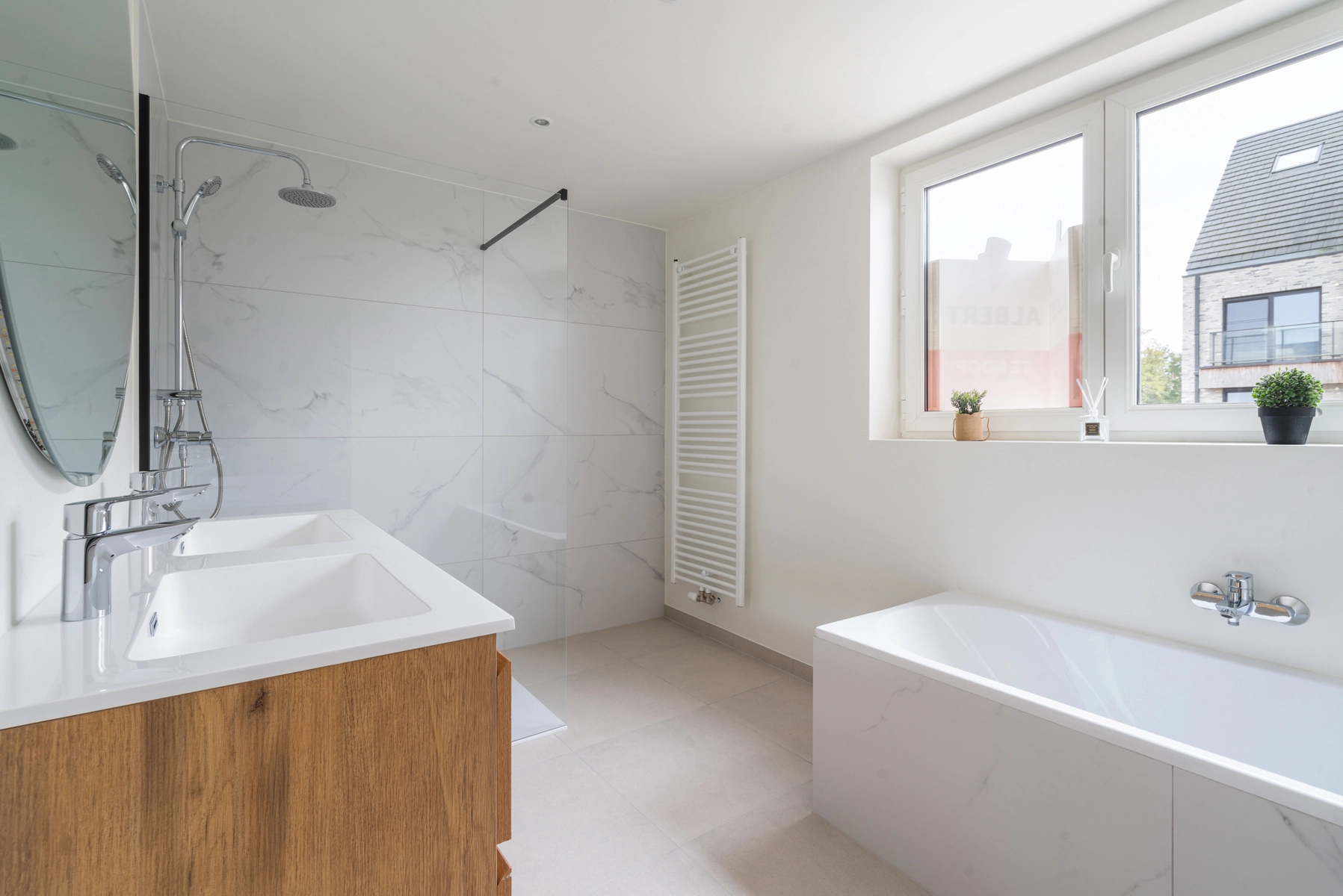 12d008b9986249248dd6ebd5c355fd90 photo