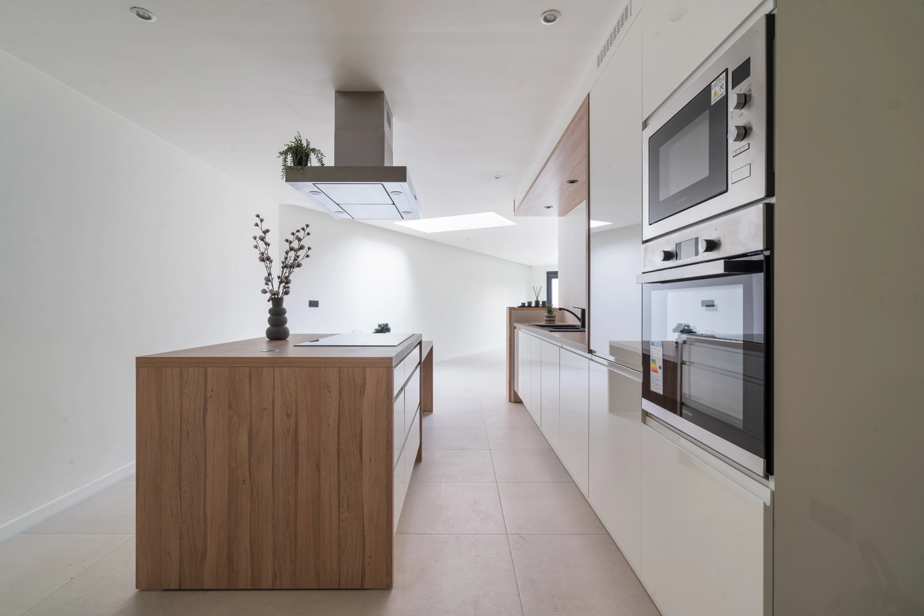 a9c9cdafe47f431a952b643db288ec3e photo