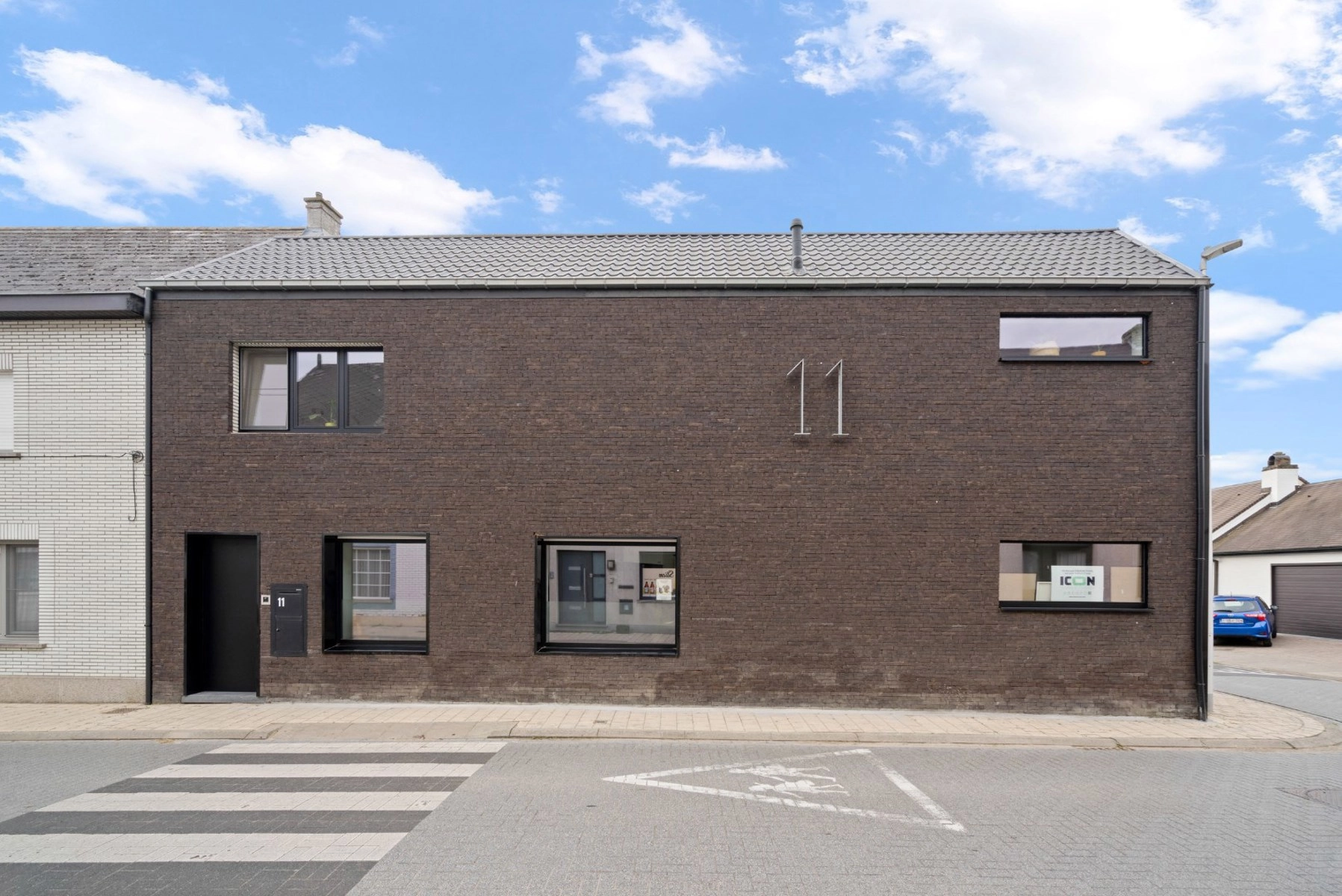 873bbb949bd64e94b55b8f4603e2dae8 photo