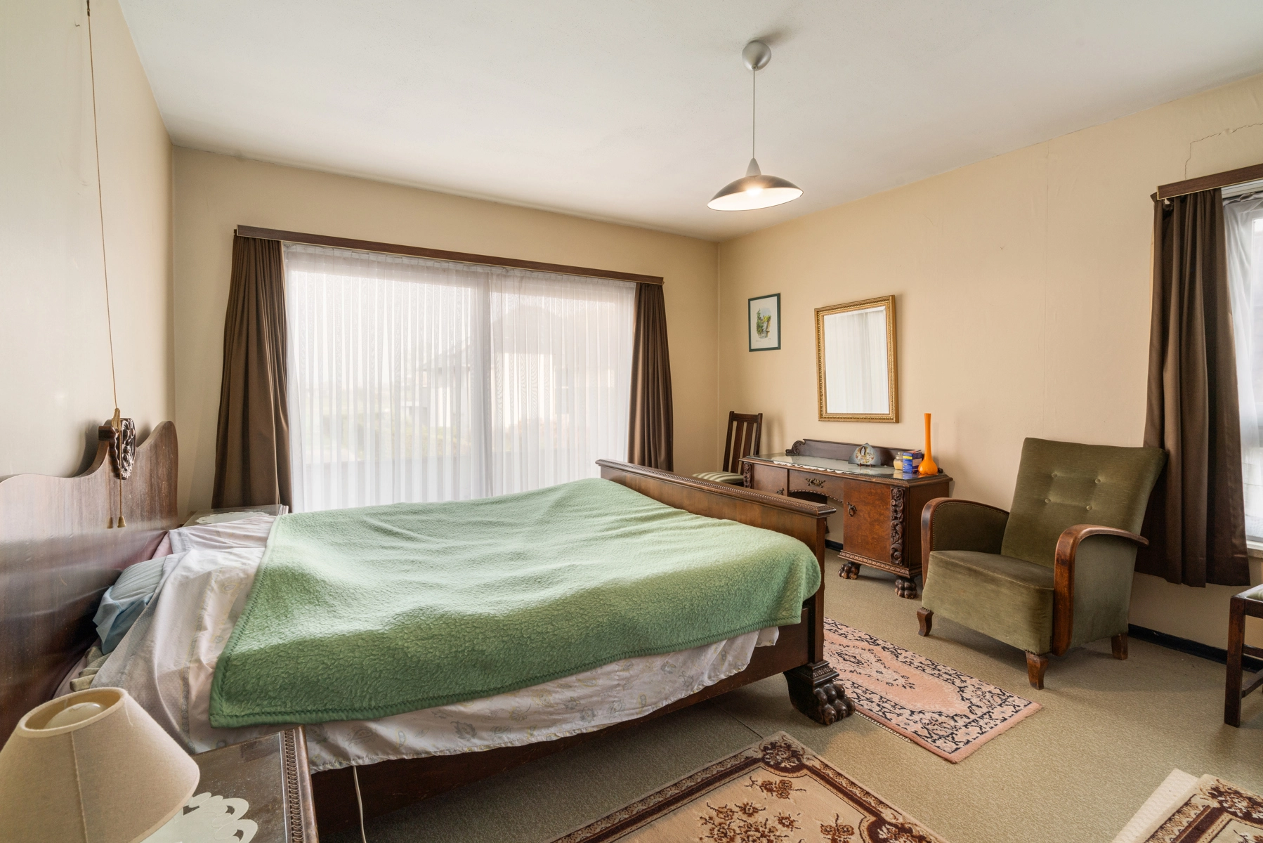 48deb0bedaba4eb0a091f66081899c0e photo