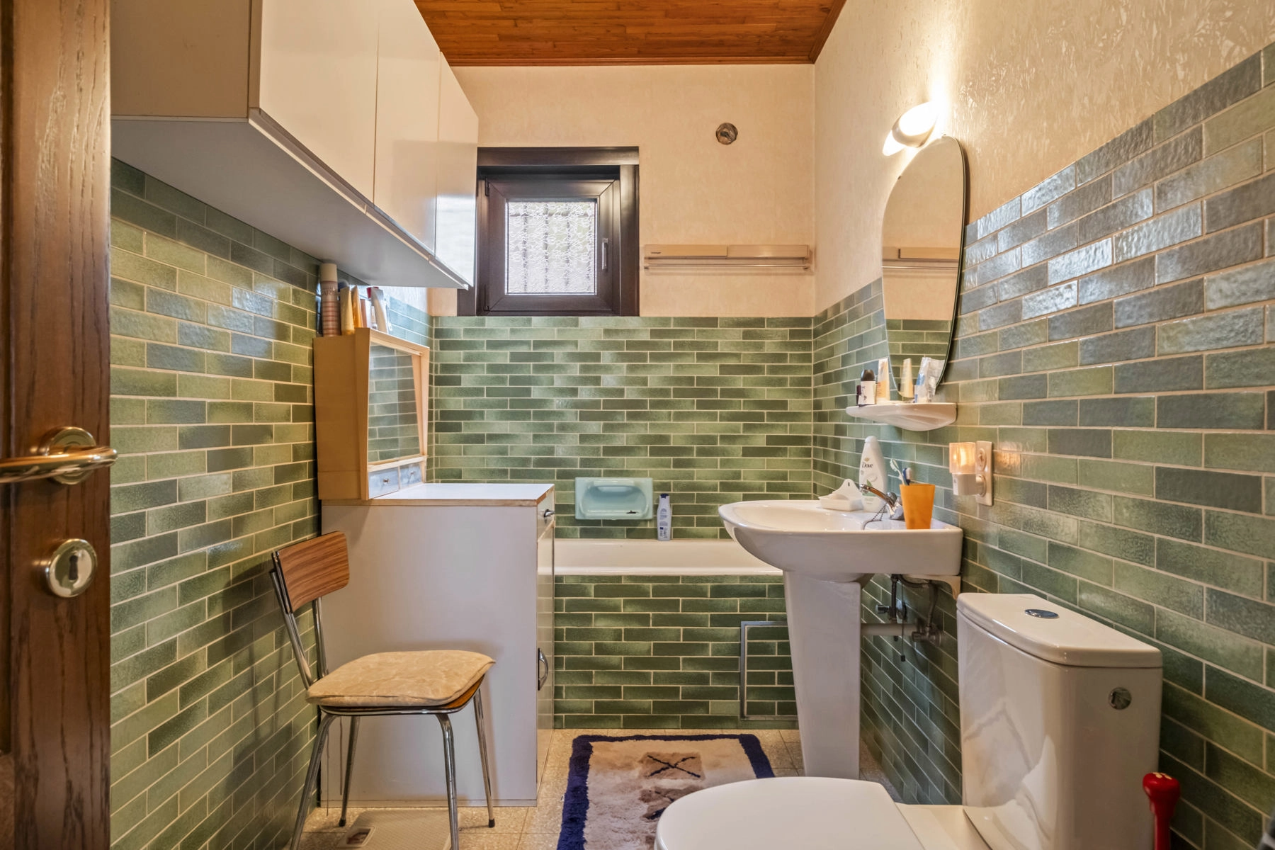 cced084128f34eae920786e3e3d86091 photo