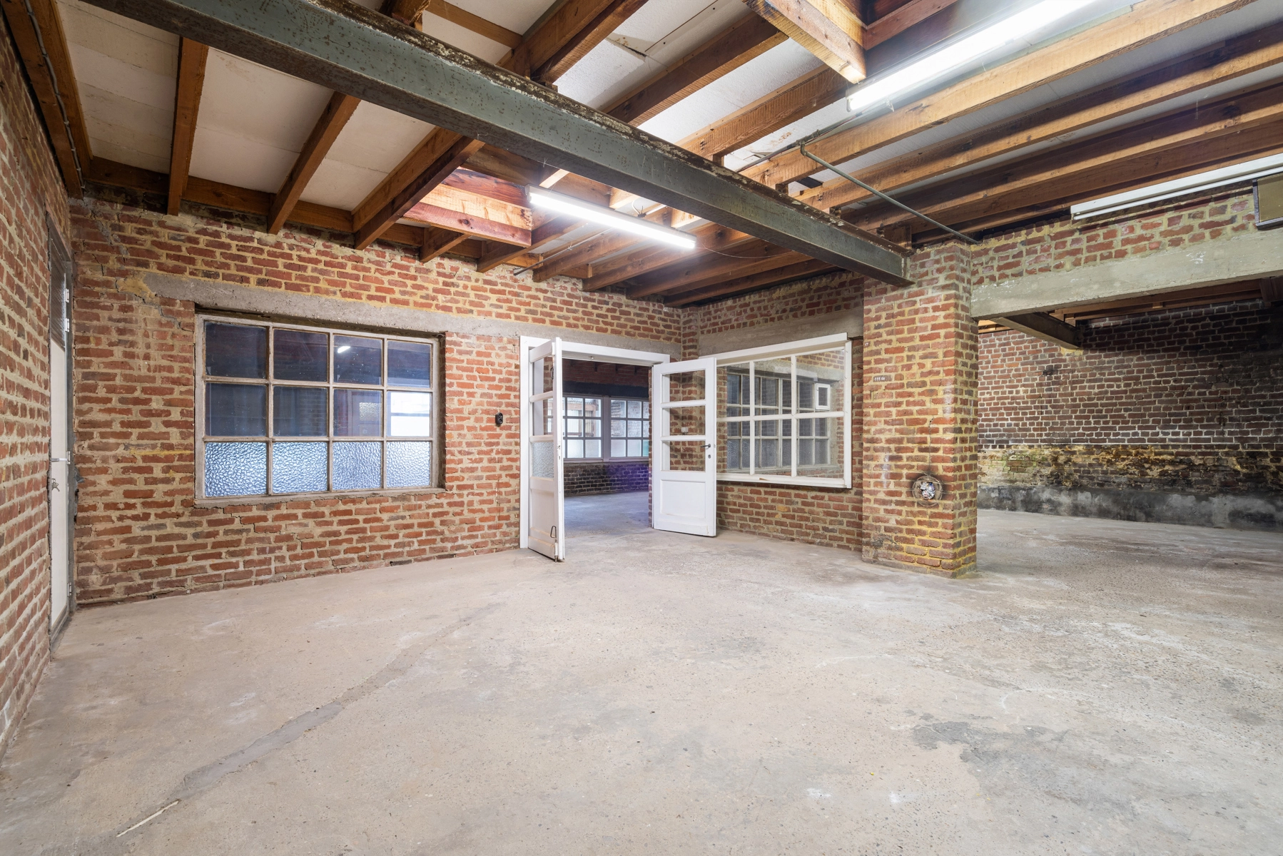 1f56fd71f46f4db980b228d8fe427767 photo