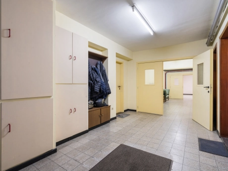 569cf2b4bb6046c281560504f96bccfd thumbnail