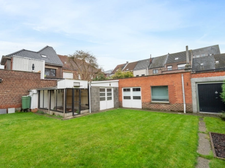 5f39562ecbd74e36bbf4ffa9f5b76aaf thumbnail