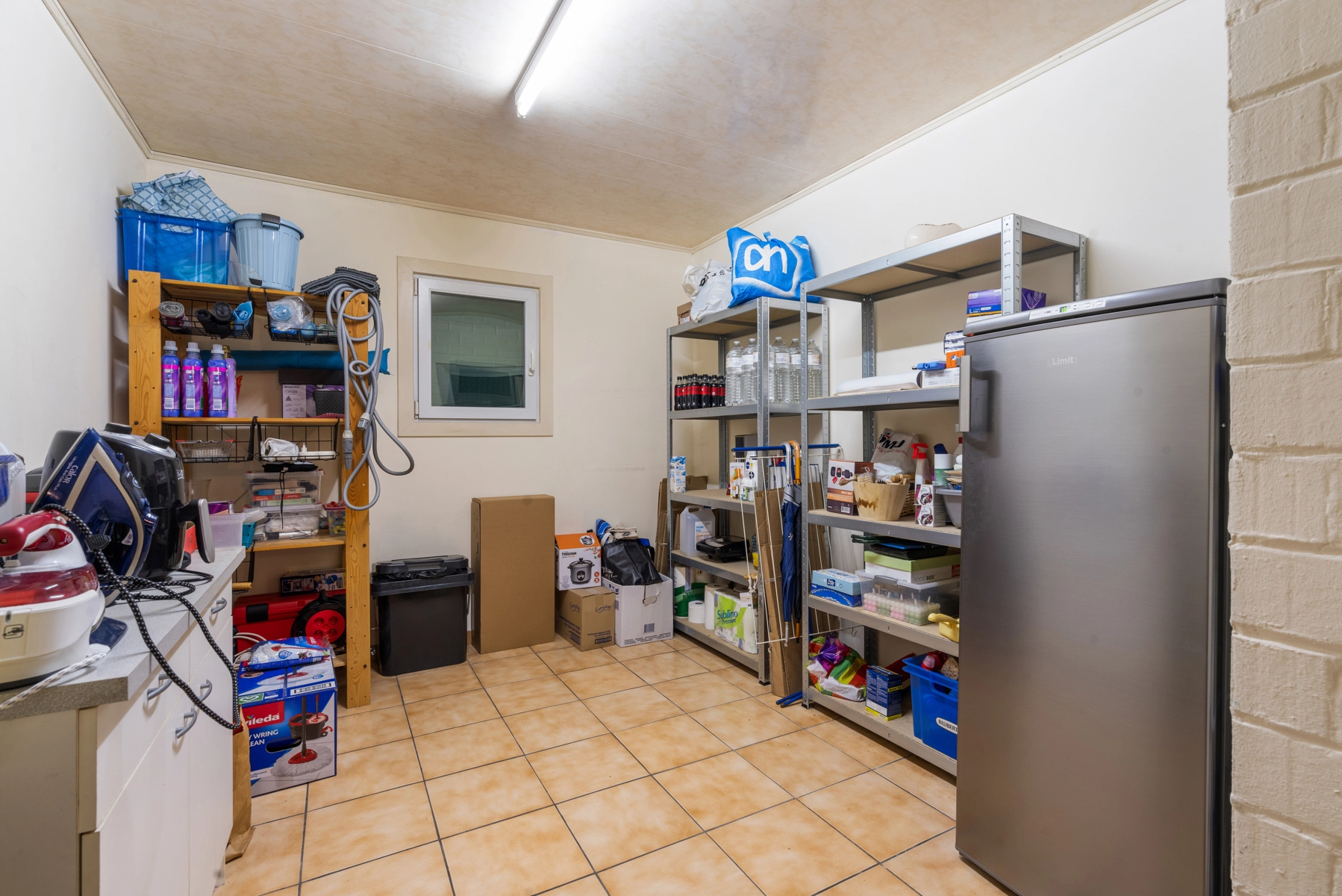 f6a924236fb7490f9f9ca94bc57a942a photo