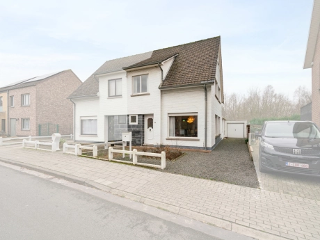 9f5e8d915352408ca679b90f0dbe1741 thumbnail