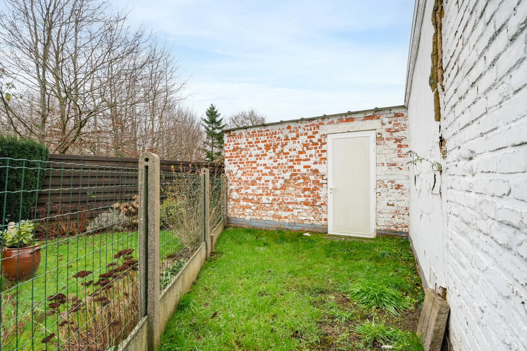 e14b8380cef444029c22f427c81472dd photo