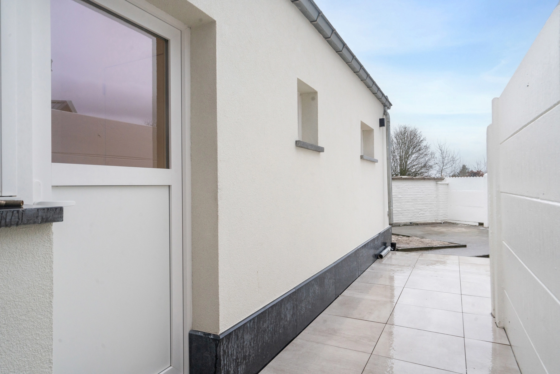 faec12e6bb3c42d29818437244eed448 photo