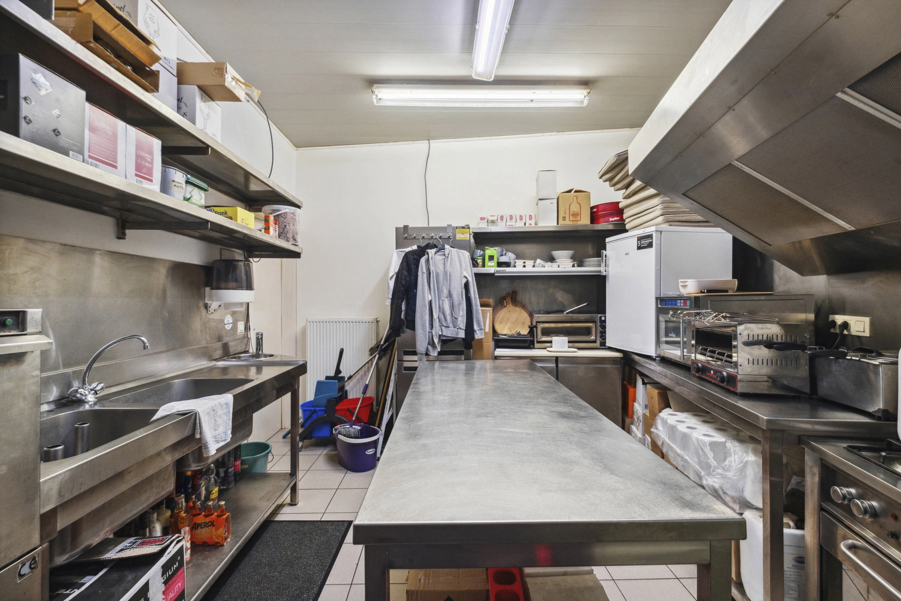 aa81dcf038ca4beaa0dd60422134e4b4 photo