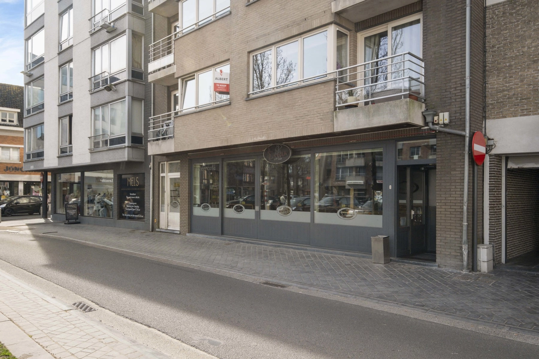 e1b31b8beb314140a8d1890df58000c5 photo