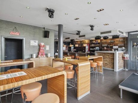 e1f78215dbc944249dfc5a533f797785 thumbnail