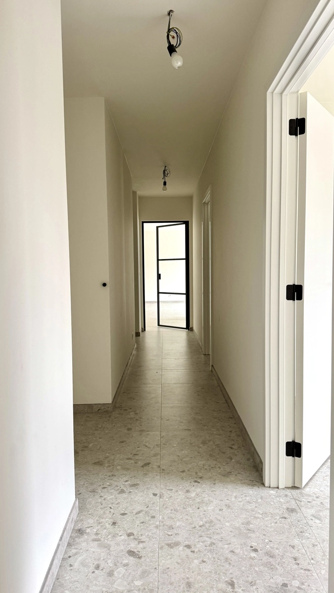 d76fb13ee1174a40af2bdd9a12f96691 photo